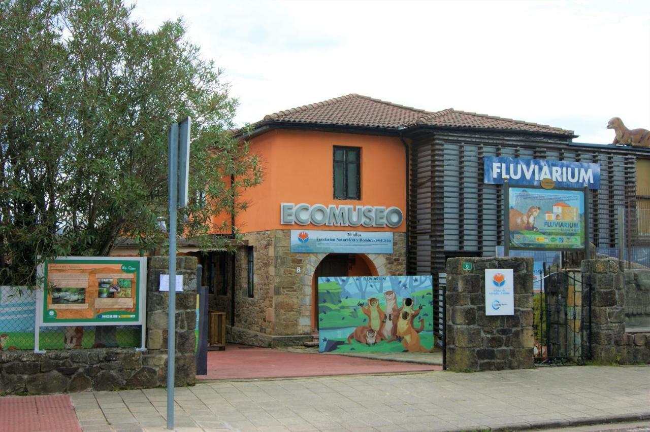 Hostal Lierganes Fluviarium Rooms מראה חיצוני תמונה
