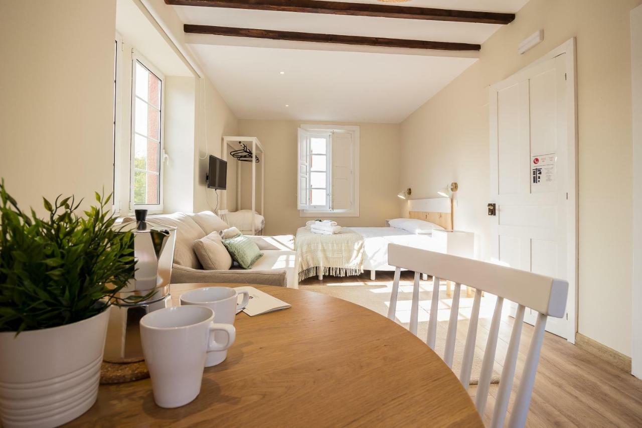 Hostal Lierganes Fluviarium Rooms מראה חיצוני תמונה