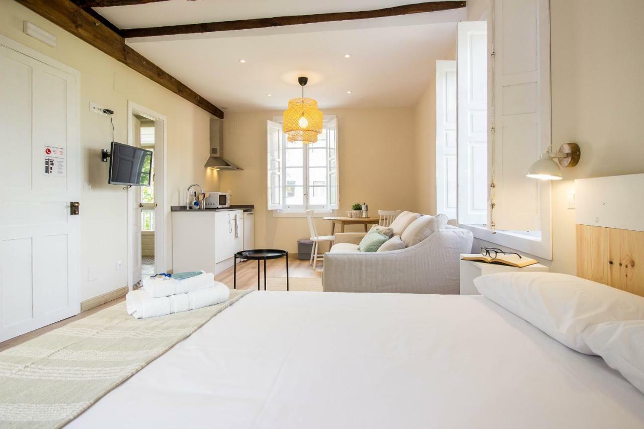 Hostal Lierganes Fluviarium Rooms מראה חיצוני תמונה